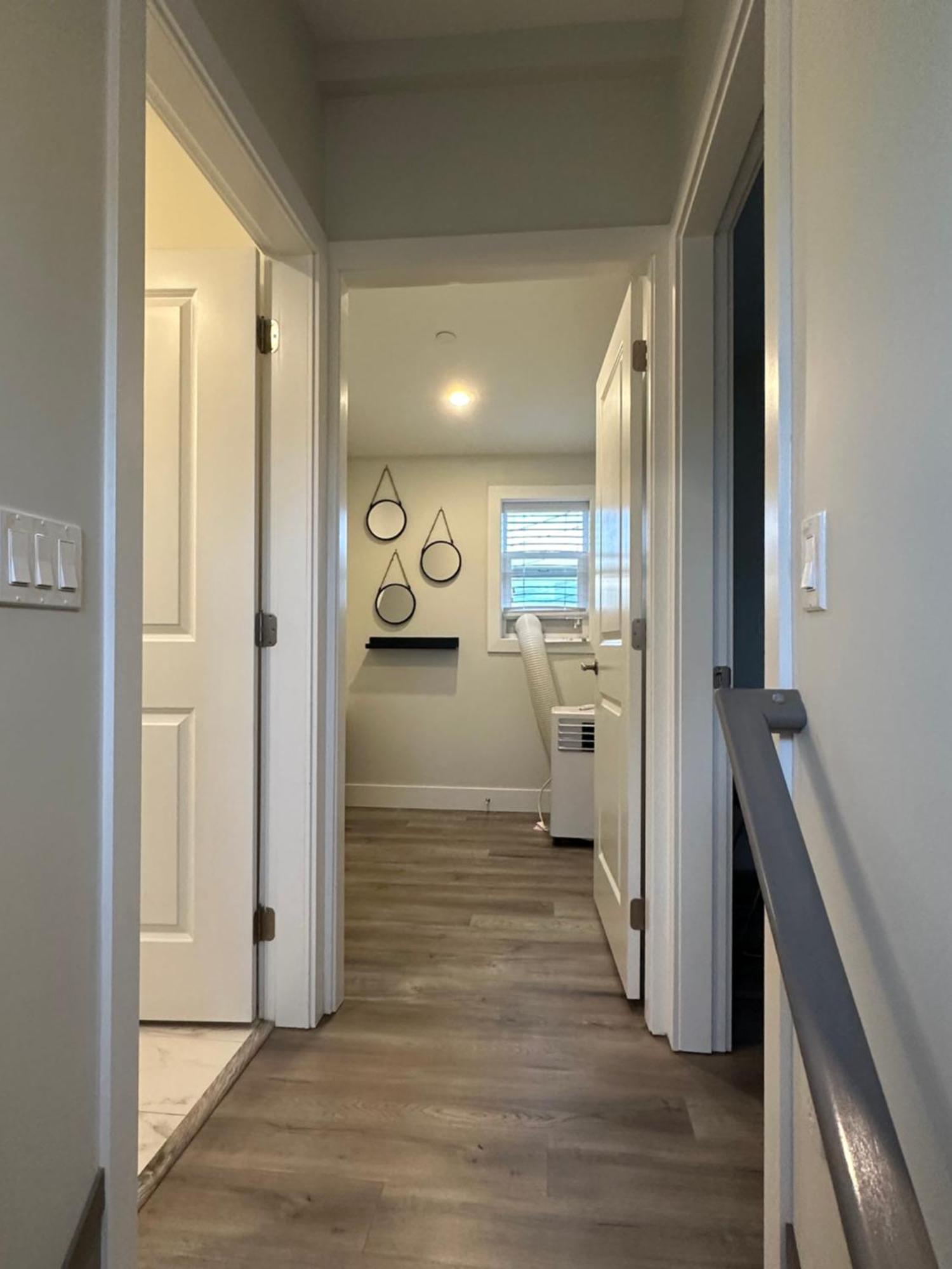 Bright And Cozy Modern Home In Vancouver - Central To Yvr-Downtown - Free Private Parking Exterior foto