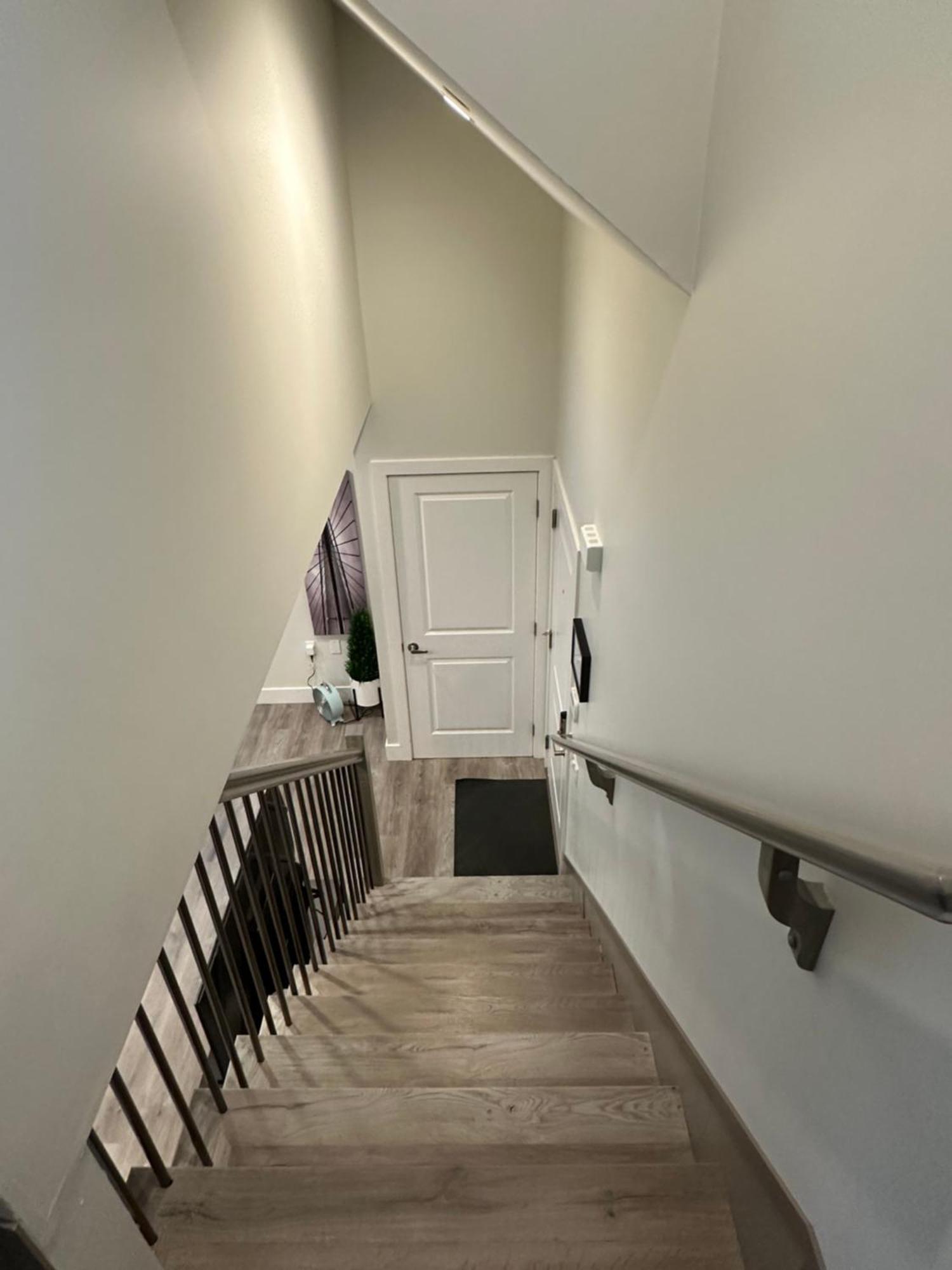Bright And Cozy Modern Home In Vancouver - Central To Yvr-Downtown - Free Private Parking Exterior foto